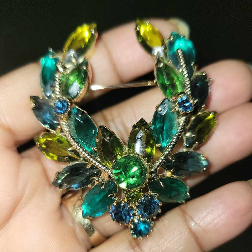 Vintage Goldtone Varied Green Rhinestone Wishbone Brooch